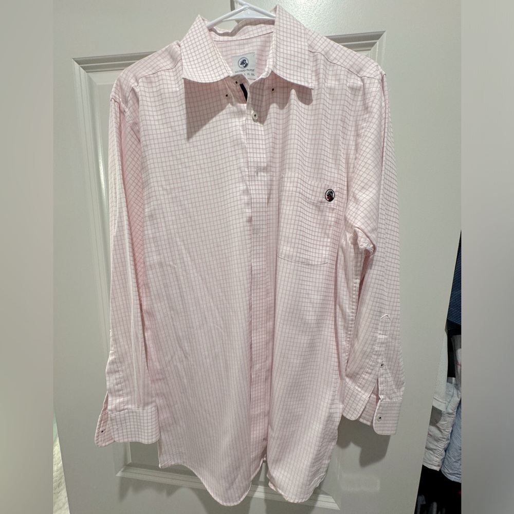 Men’s Southern Proper Dress Shirt Size Medium